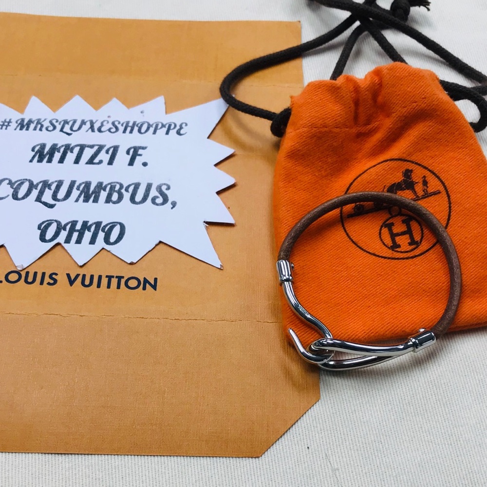 HERMES Single Tour Hook Leather Bracelet